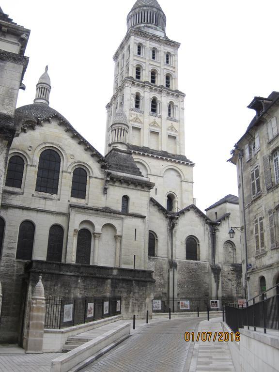 Hotel Le Commerce Neuville  Zewnętrze zdjęcie