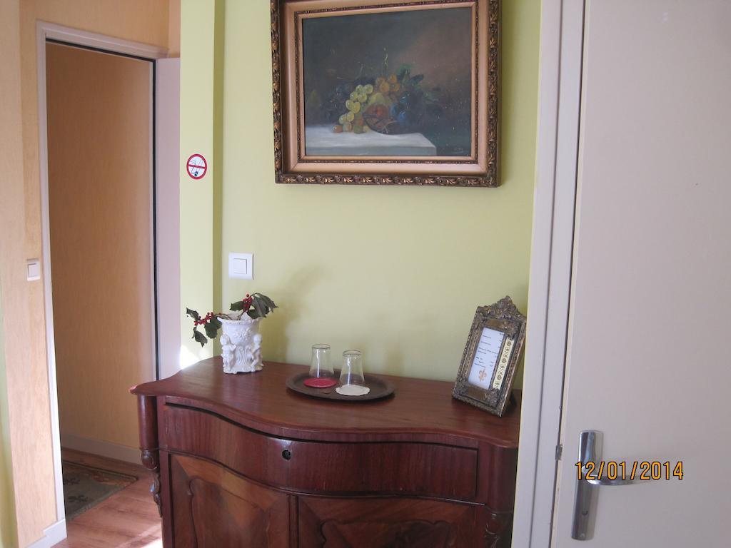 Hotel Le Commerce Neuville  Pokój zdjęcie